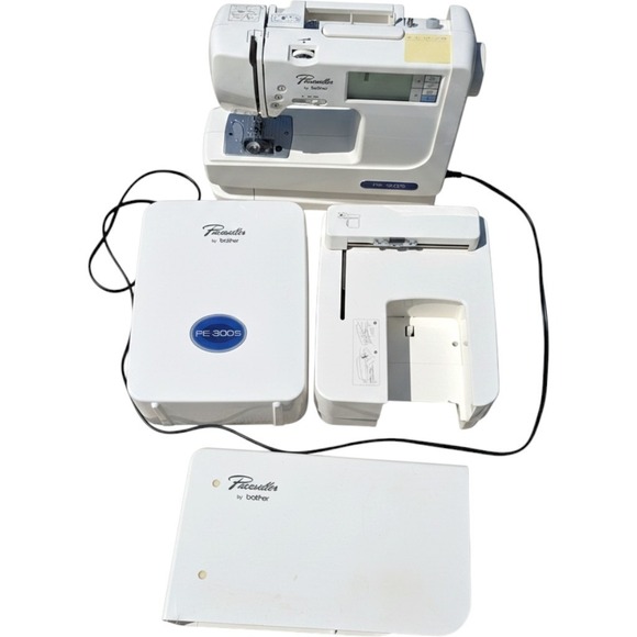 Brother Jewelry - Brother Pacesetter PE-300S Computerized Sewing Embroidery Machine Japan Case